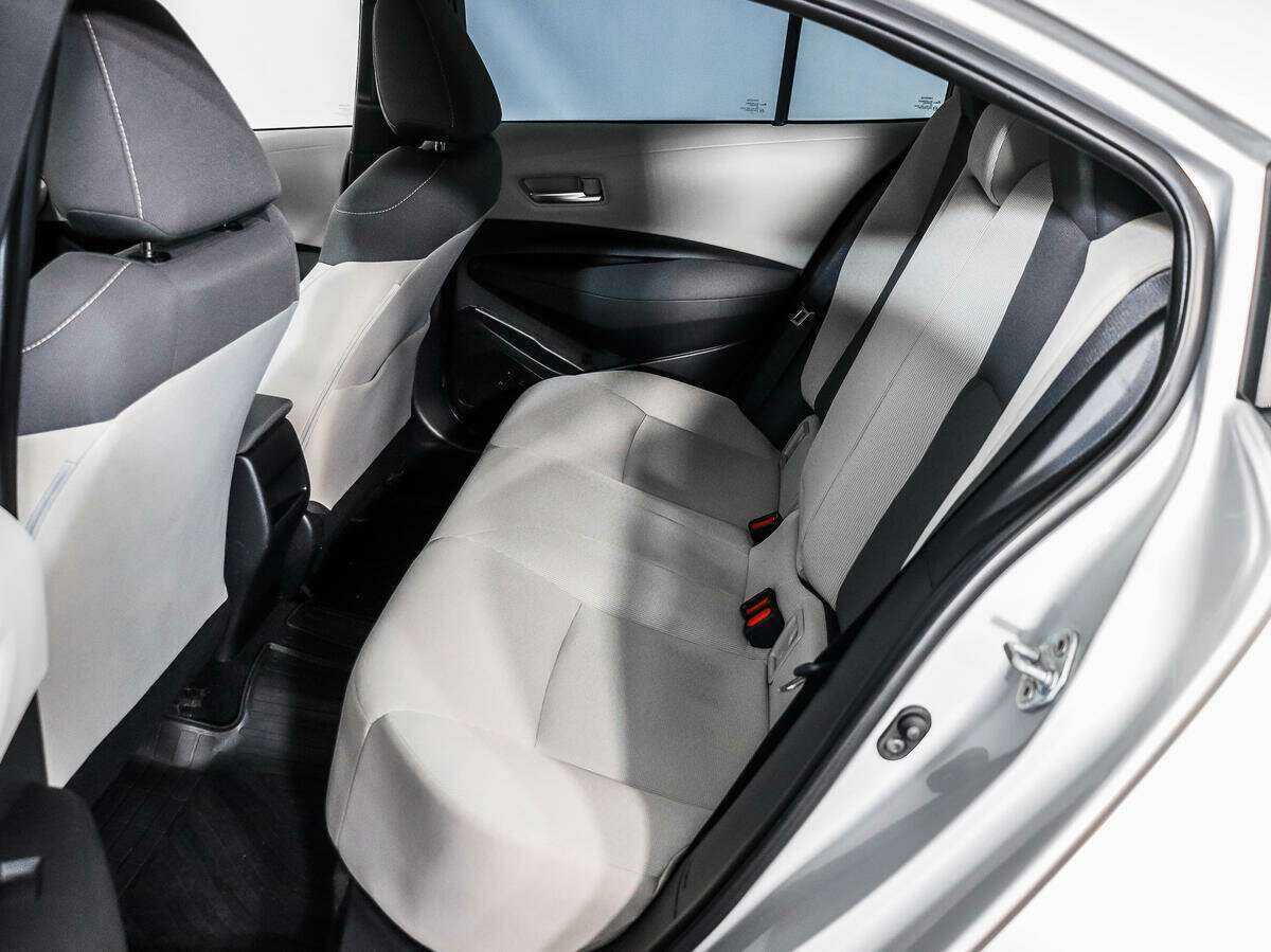 Toyota Corolla с пробегом — 2021 год. Фото: #9