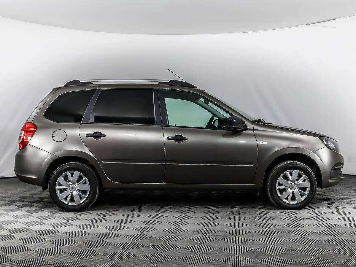 Lada (ВАЗ) Granta с пробегом — 2021 год. Фото: #3