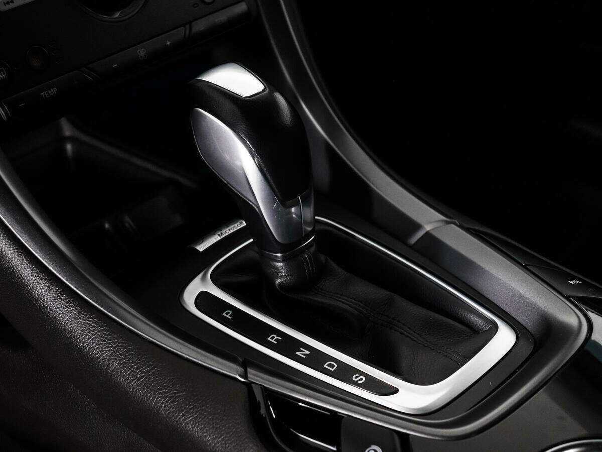 Ford Mondeo с пробегом — 2015 год. Фото: #9