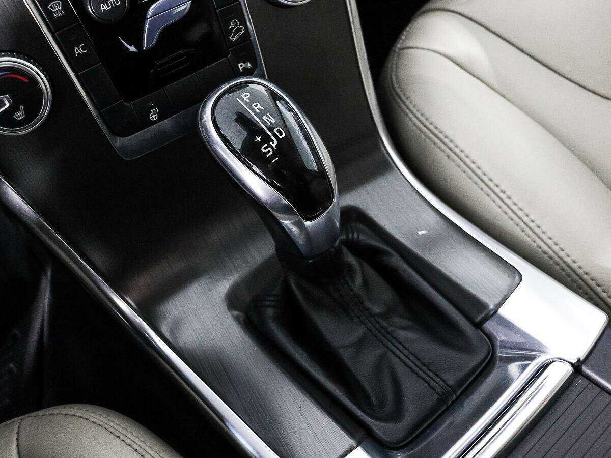 Volvo XC60 с пробегом — 2014 год. Фото: #10