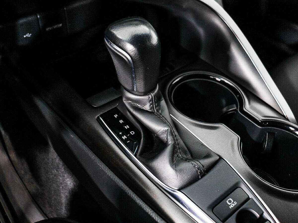 Toyota Camry с пробегом — 2021 год. Фото: #9