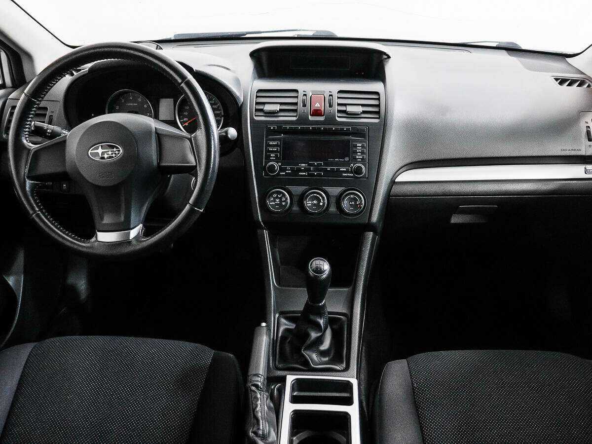 Subaru Impreza с пробегом — 2012 год. Фото: #11