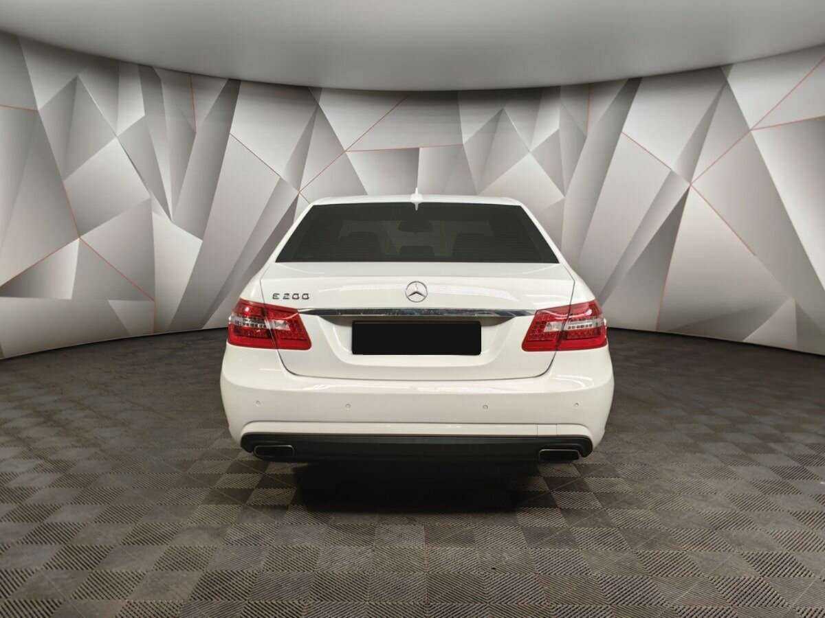 Mercedes-Benz E-Класс с пробегом — 2013 год. Фото: #7