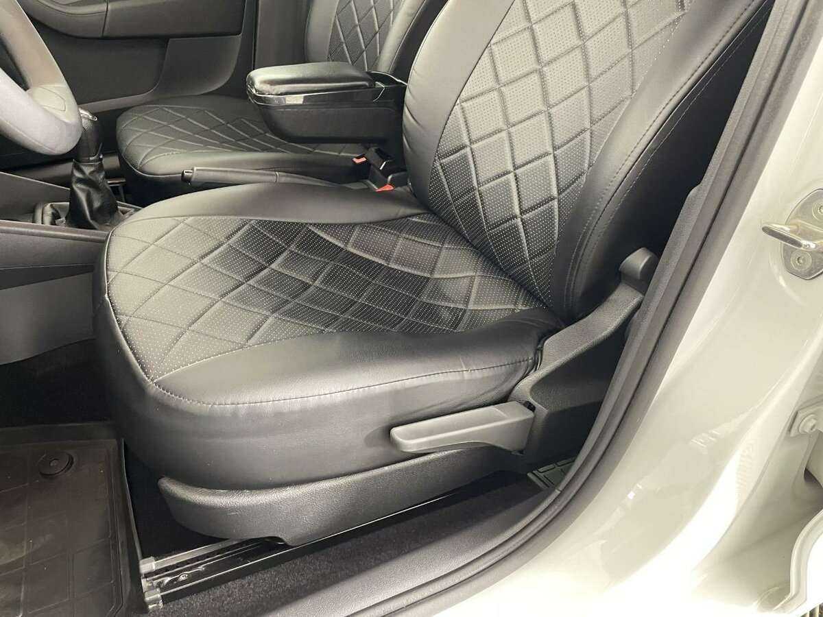 Skoda Rapid с пробегом — 2021 год. Фото: #9