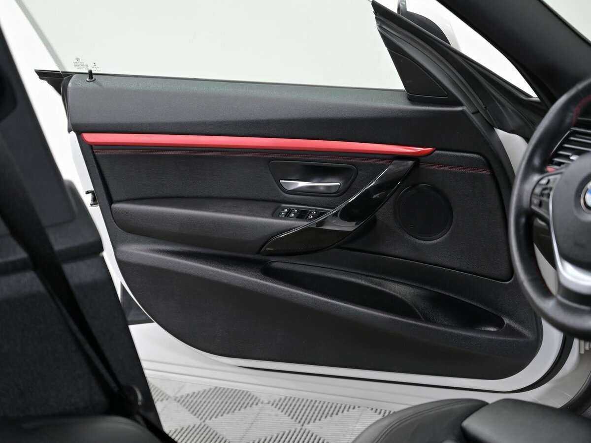 BMW 3 серии с пробегом — 2015 год. Фото: #6