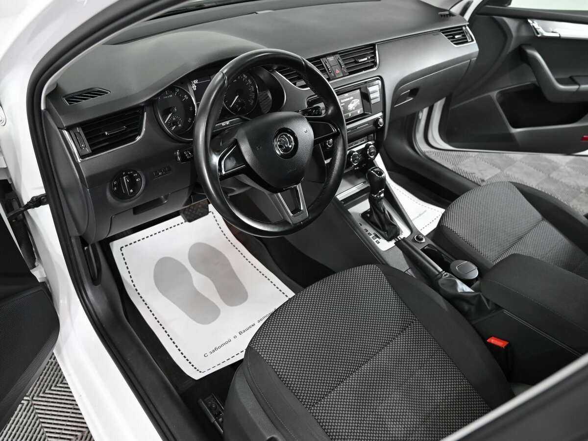 Skoda Octavia с пробегом — 2016 год. Фото: #6