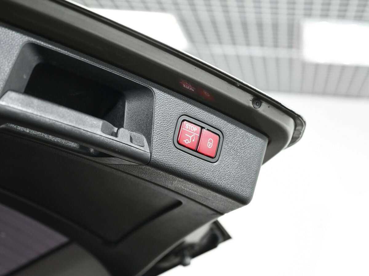 Mercedes-Benz GLK-Класс с пробегом — 2015 год. Фото: #18