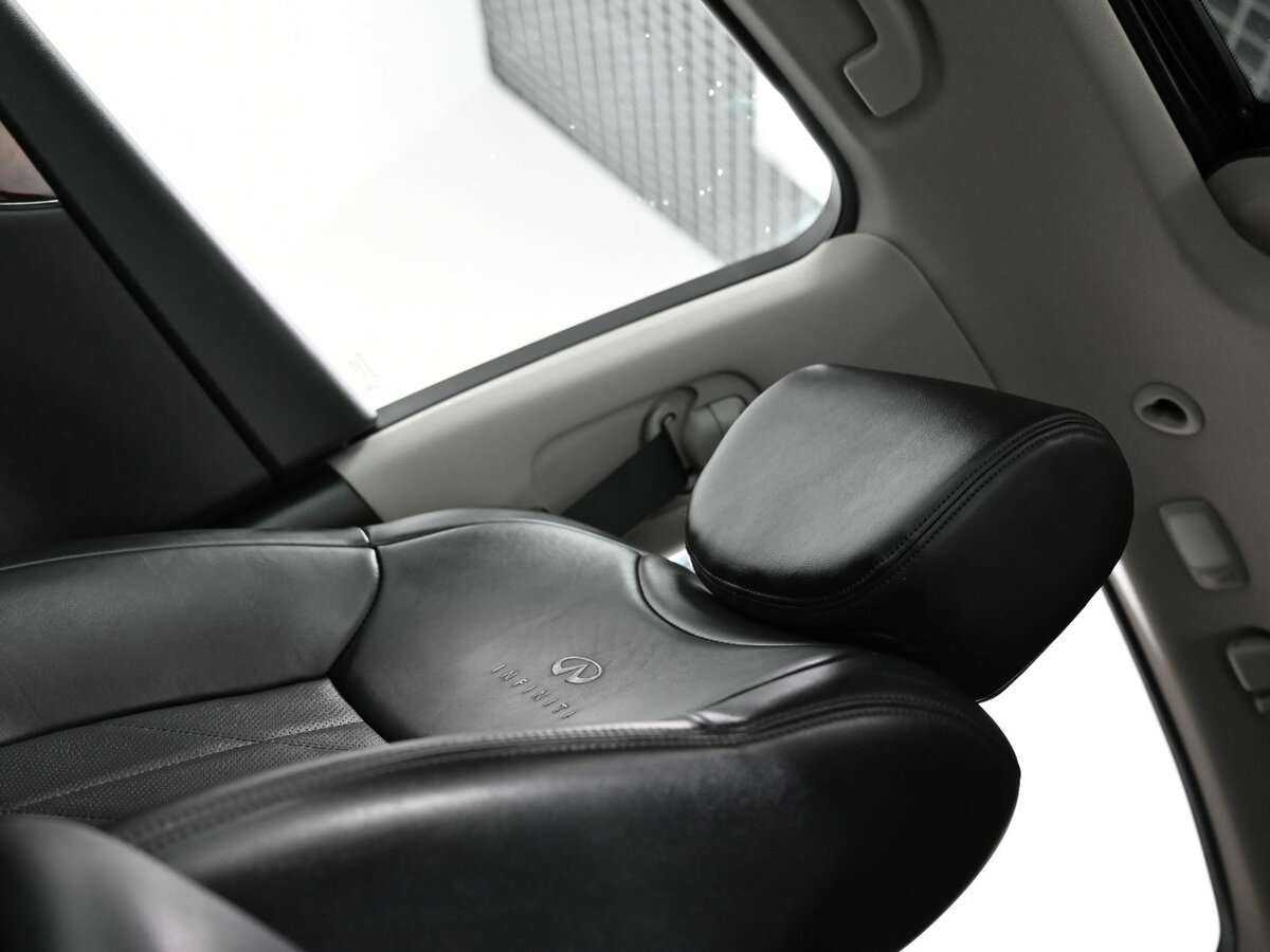 Infiniti FX с пробегом — 2012 год. Фото: #15