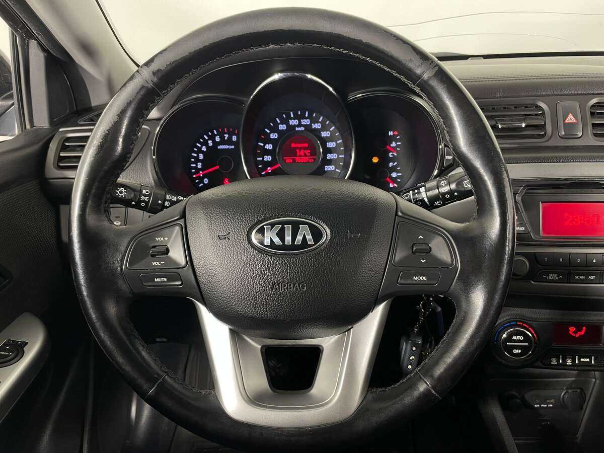 Kia Rio с пробегом — 2014 год. Фото: #10