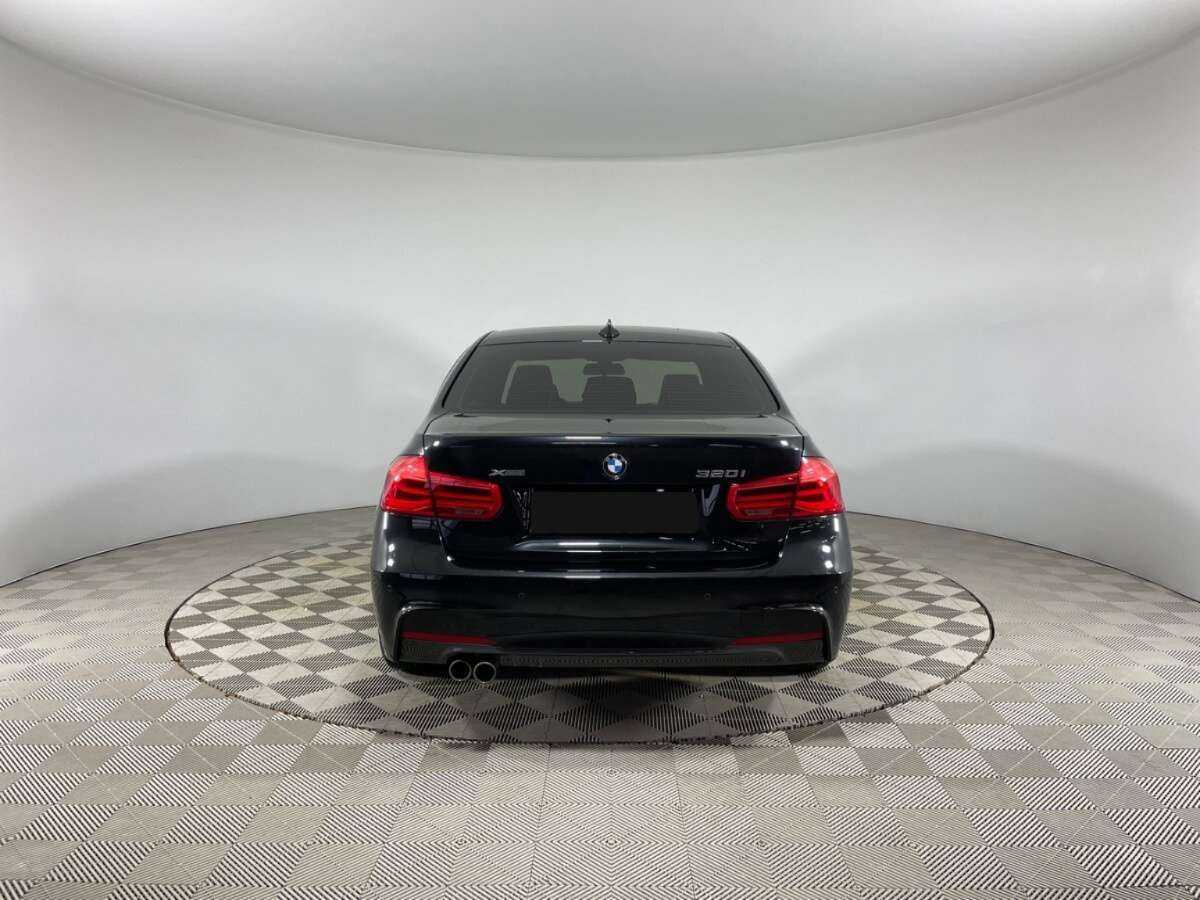 BMW 3 серии с пробегом — 2016 год. Фото: #5