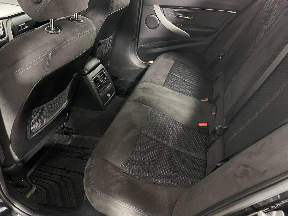 BMW 3 серии с пробегом — 2016 год. Фото: #24