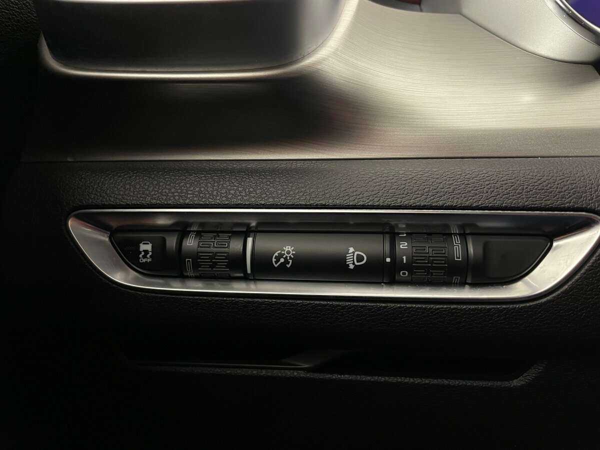 Geely Coolray с пробегом — 2020 год. Фото: #17