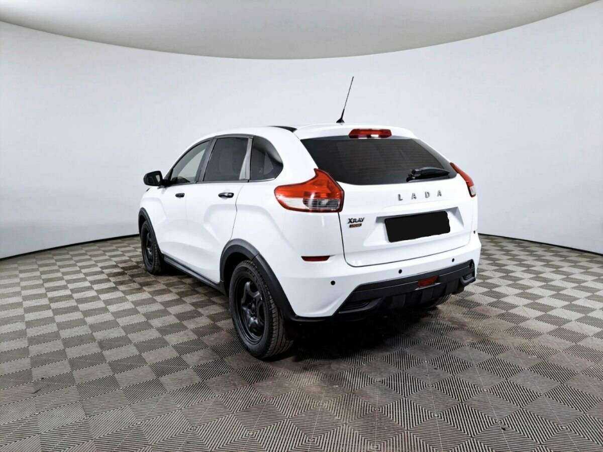 Lada (ВАЗ) XRAY с пробегом — 2017 год. Фото: #6