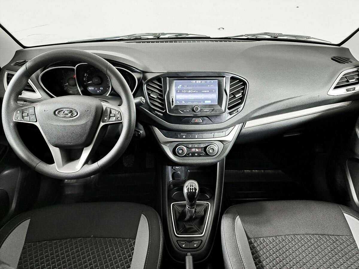 Lada (ВАЗ) Vesta с пробегом — 2017 год. Фото: #8