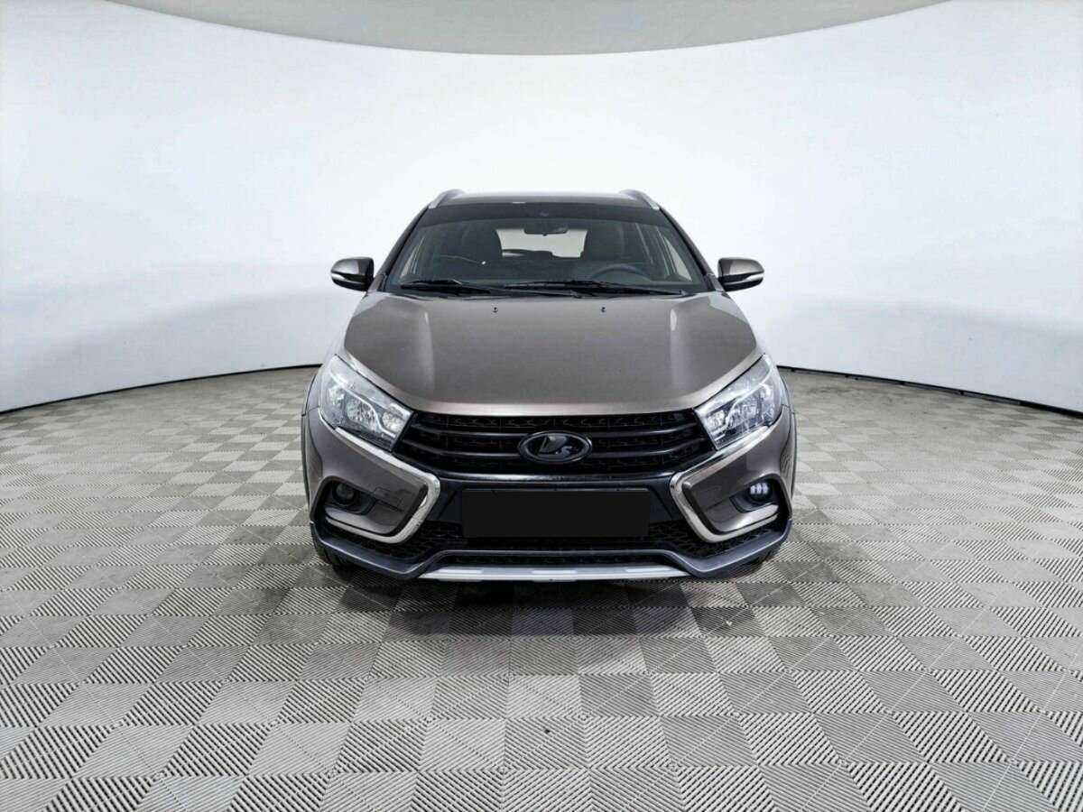 Lada (ВАЗ) Vesta с пробегом — 2017 год. Фото: #1