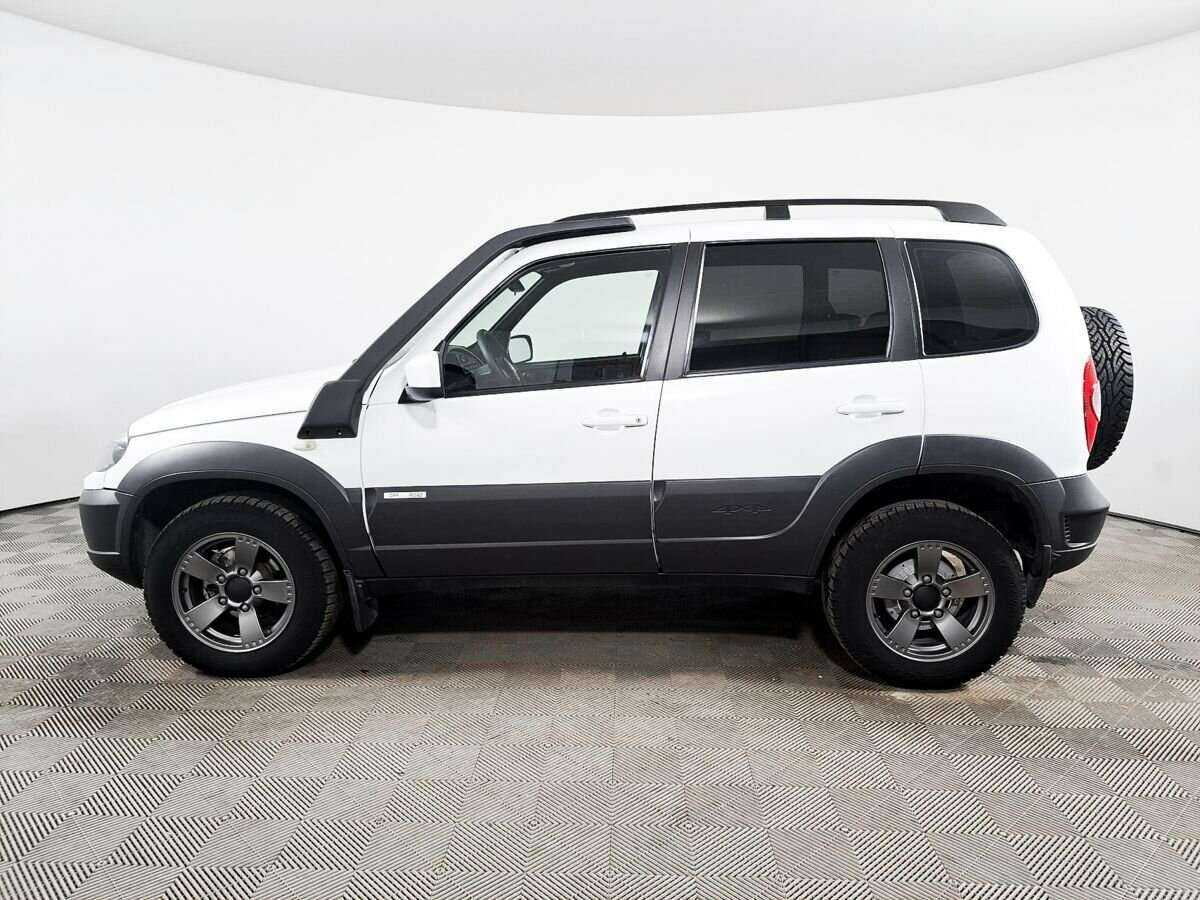 Chevrolet Niva с пробегом — 2017 год. Фото: #6