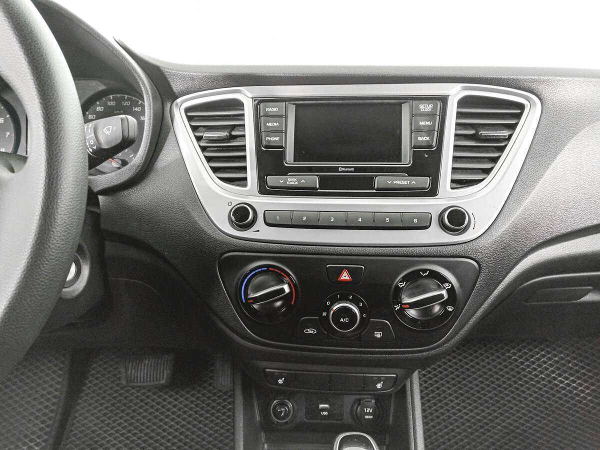 Hyundai Solaris с пробегом — 2020 год. Фото: #14