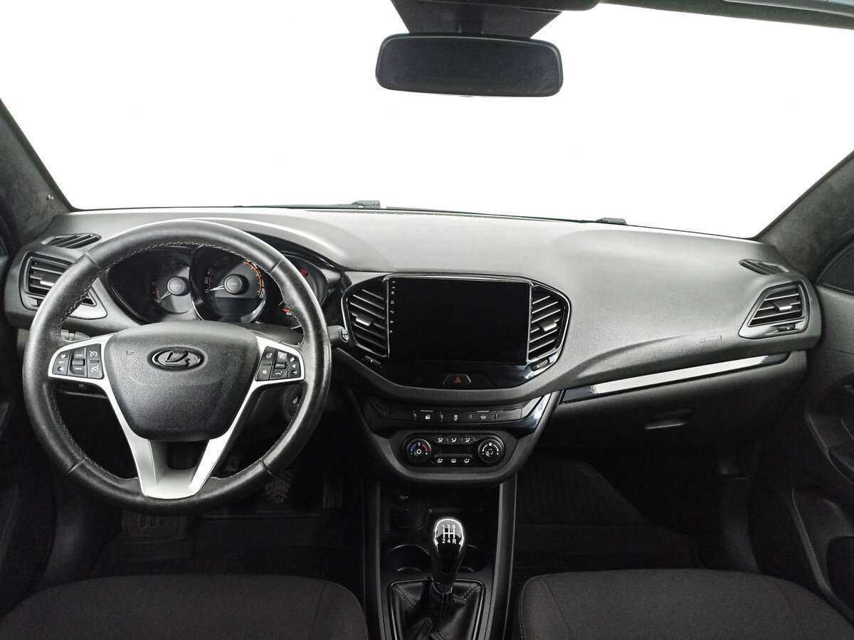 Lada (ВАЗ) Vesta с пробегом — 2020 год. Фото: #13