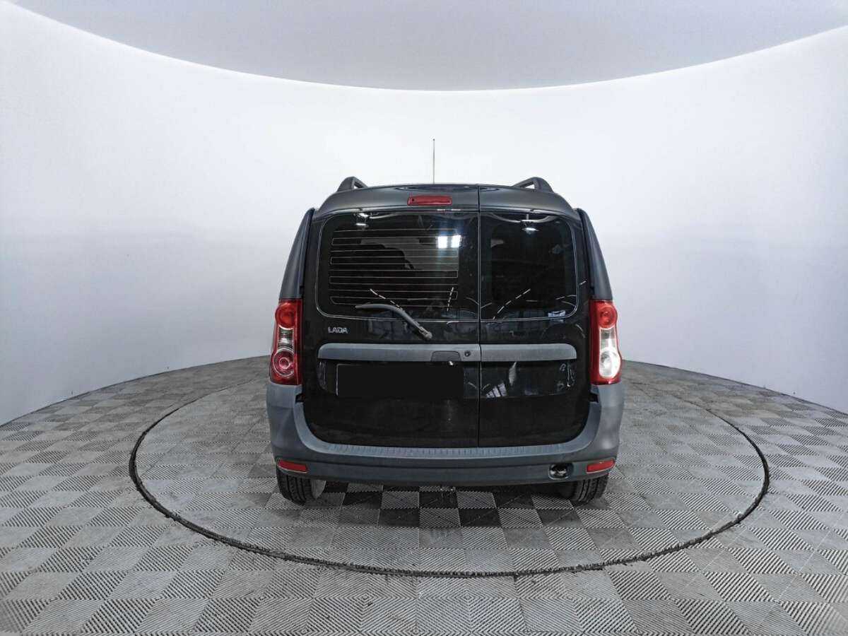 Lada (ВАЗ) Largus с пробегом — 2017 год. Фото: #5