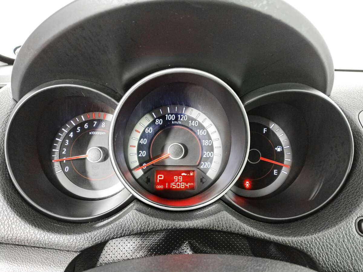 Kia Cerato с пробегом — 2012 год. Фото: #10