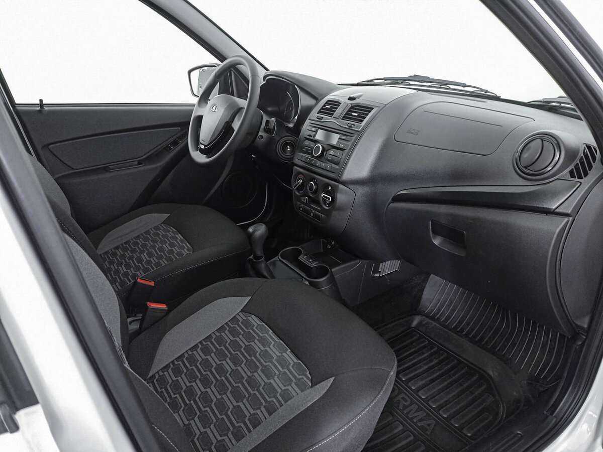 Lada (ВАЗ) Granta с пробегом — 2023 год. Фото: #8