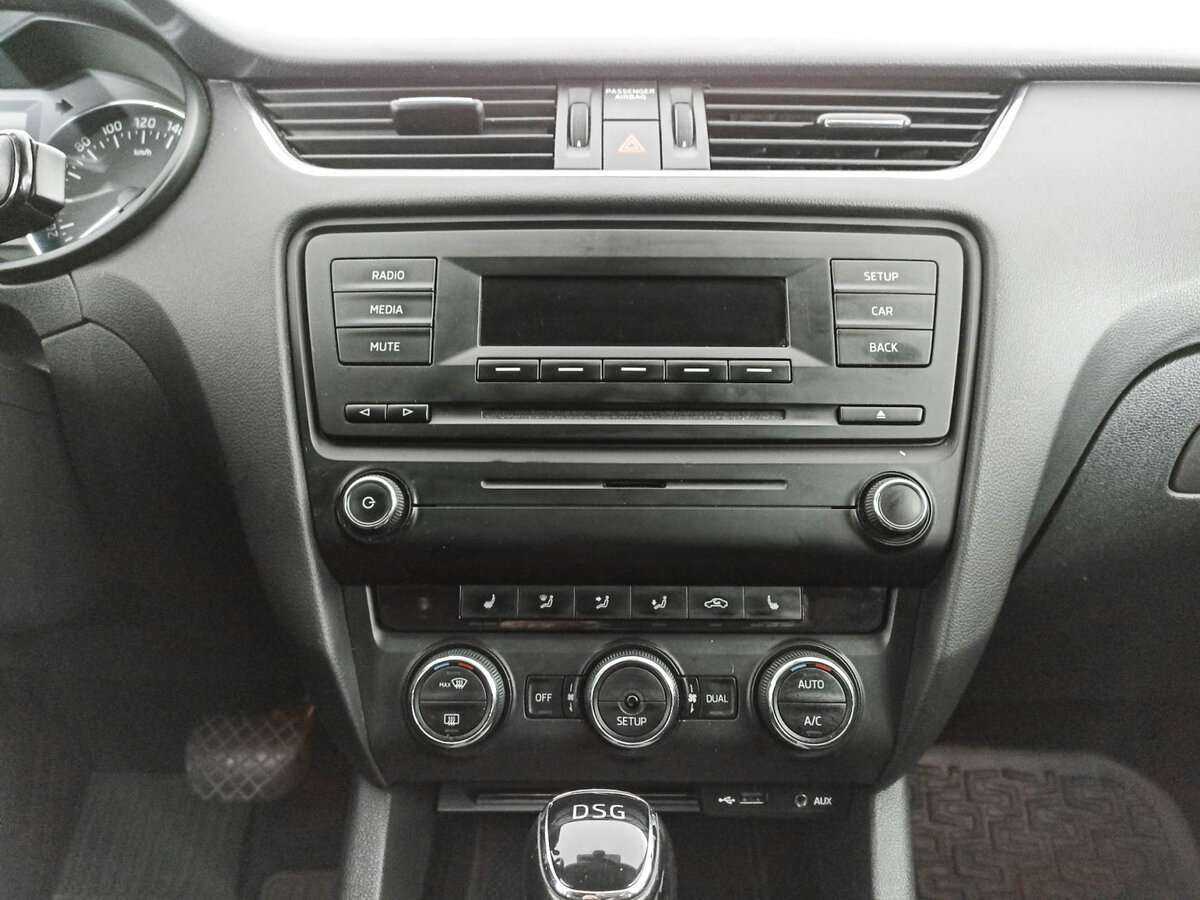 Skoda Octavia с пробегом — 2014 год. Фото: #12