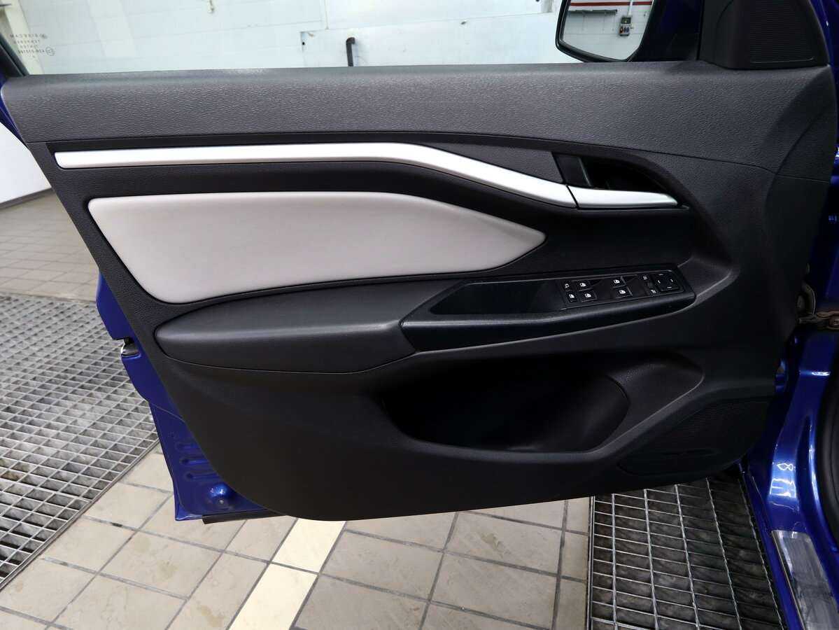 Lada (ВАЗ) Vesta с пробегом — 2020 год. Фото: #13