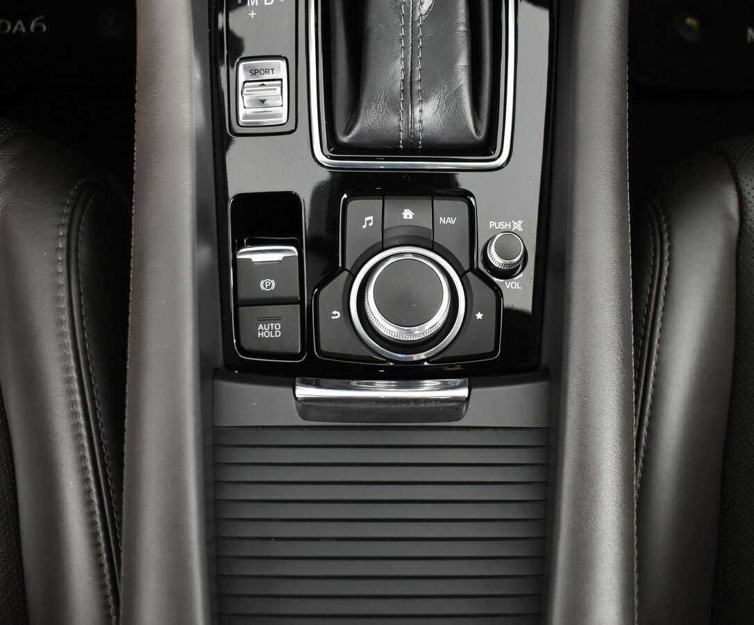 Mazda 6 с пробегом — 2019 год. Фото: #11