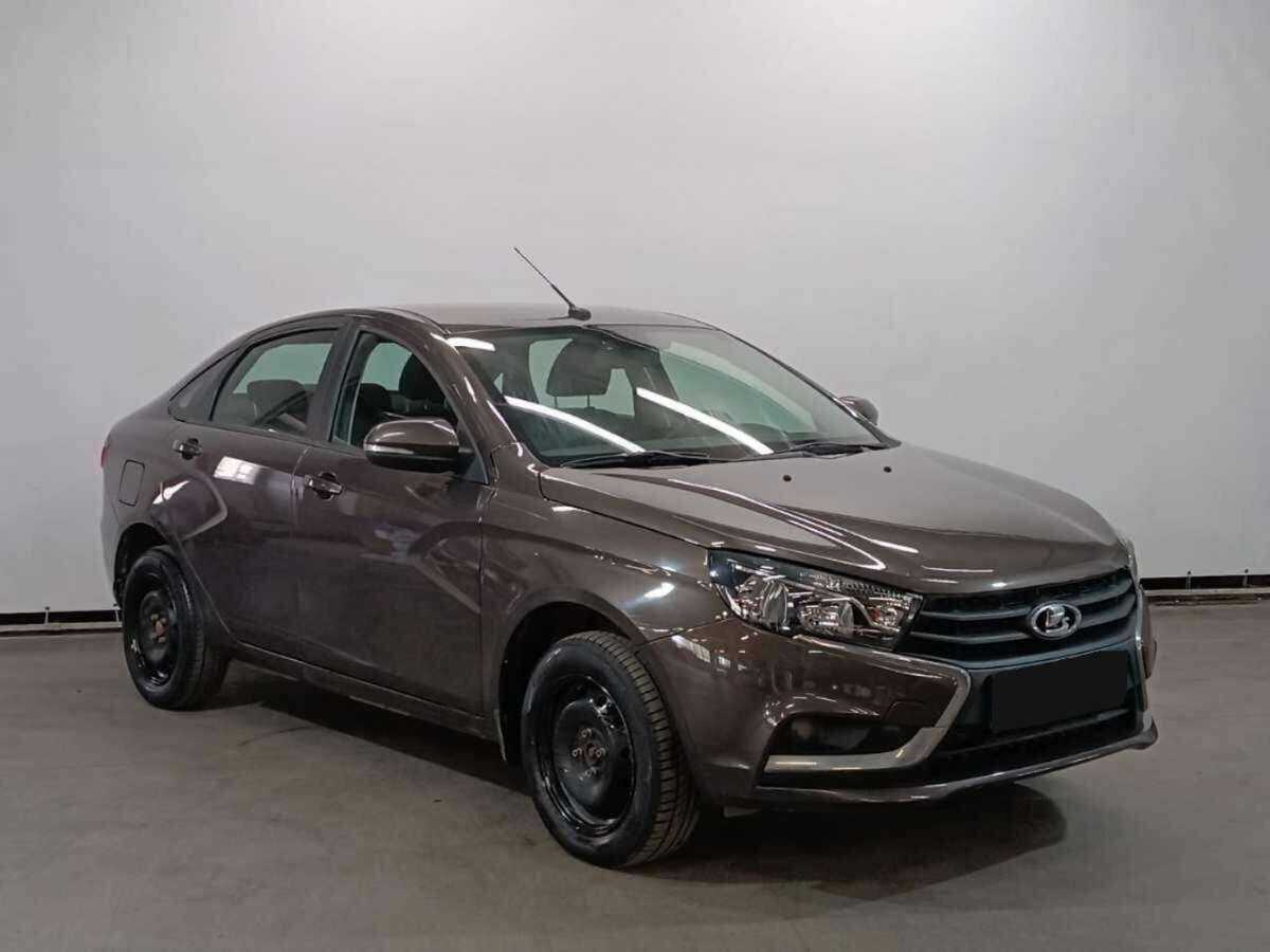 Lada (ВАЗ) Vesta с пробегом — 2019 год. Фото: #2