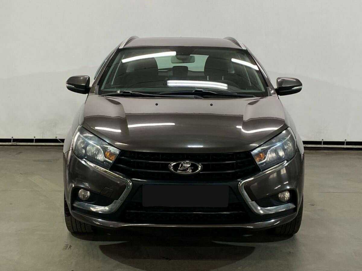 Lada (ВАЗ) Vesta с пробегом — 2019 год. Фото: #1