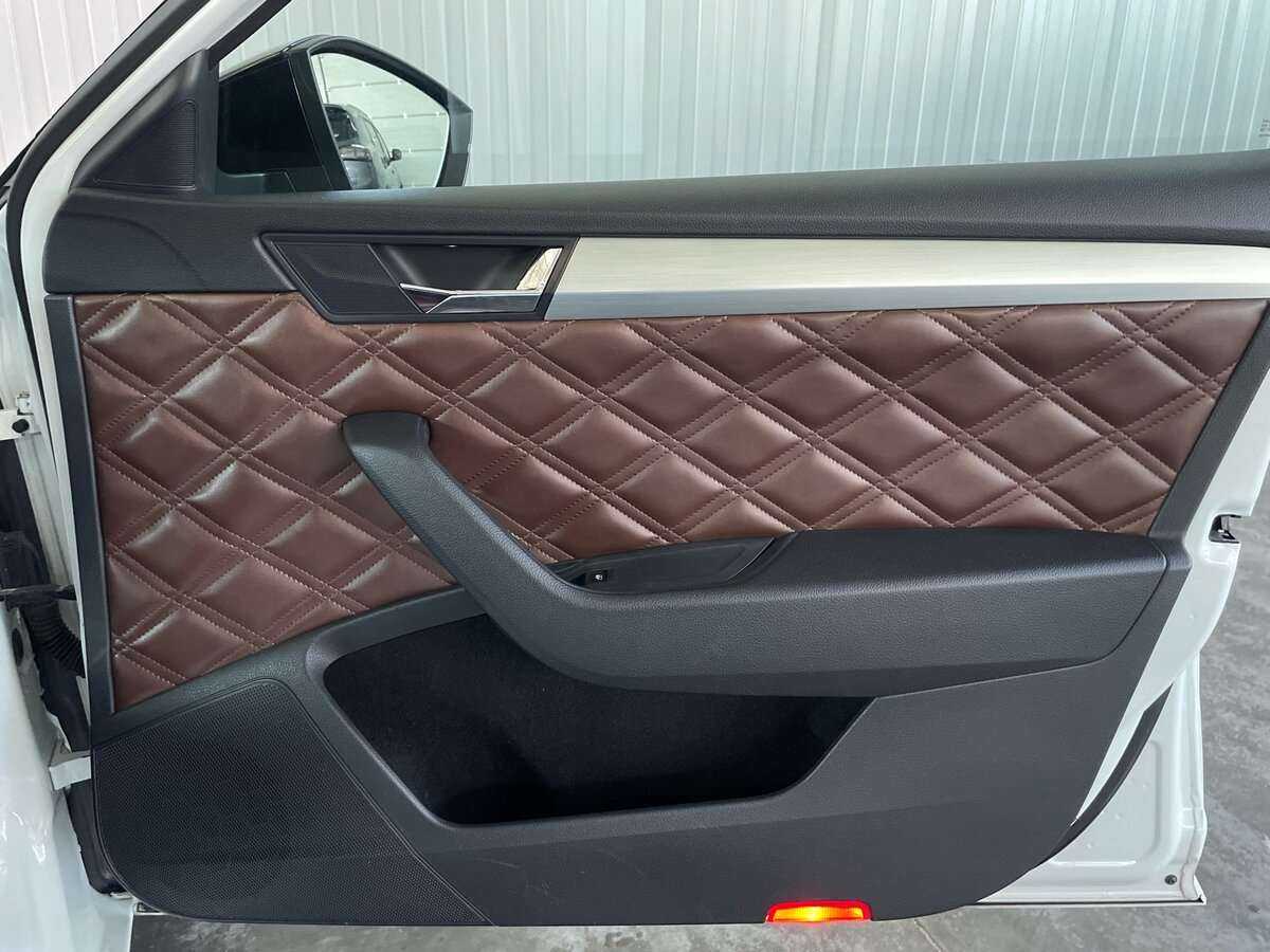 Skoda Superb с пробегом — 2015 год. Фото: #24