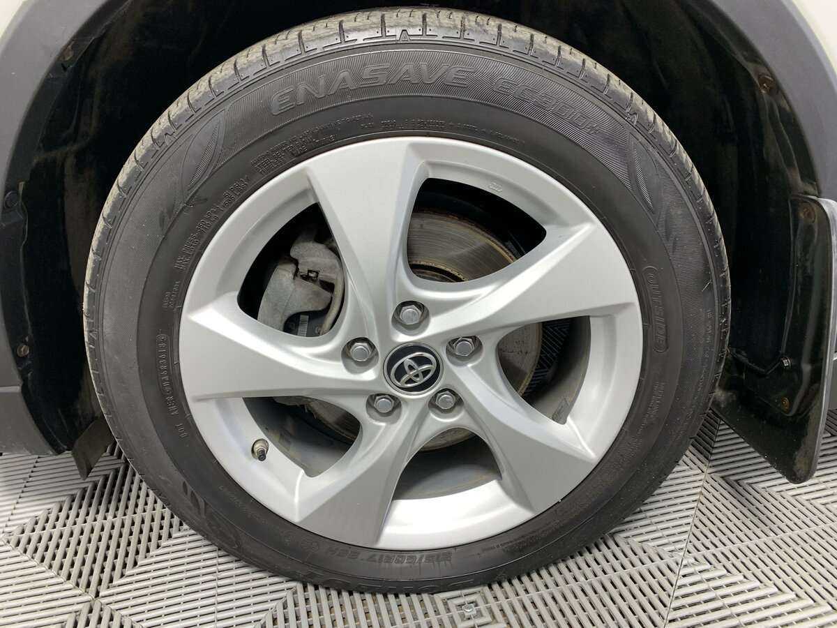 Toyota C-HR с пробегом — 2019 год. Фото: #14