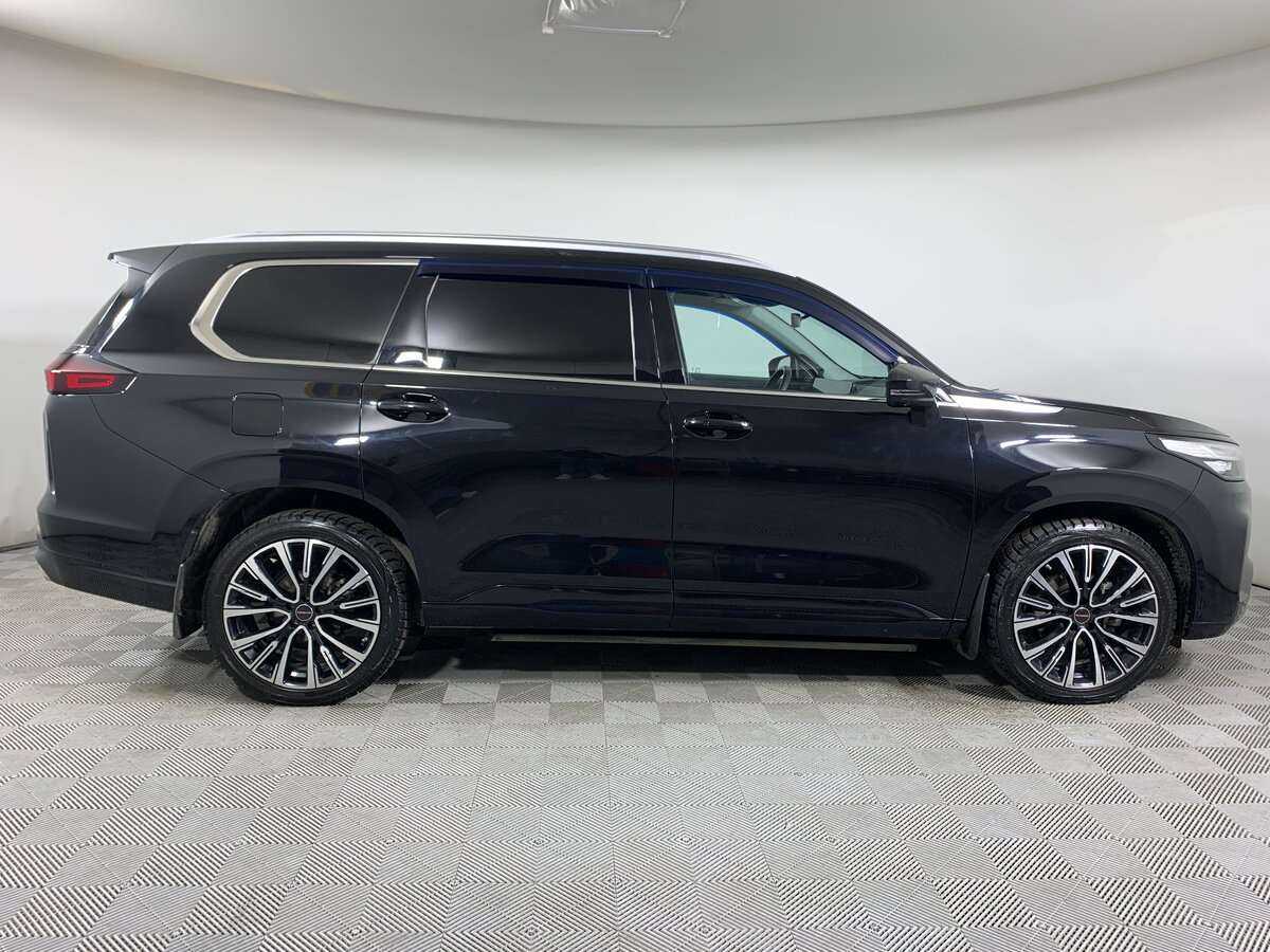 EXEED VX с пробегом — 2022 год. Фото: #3