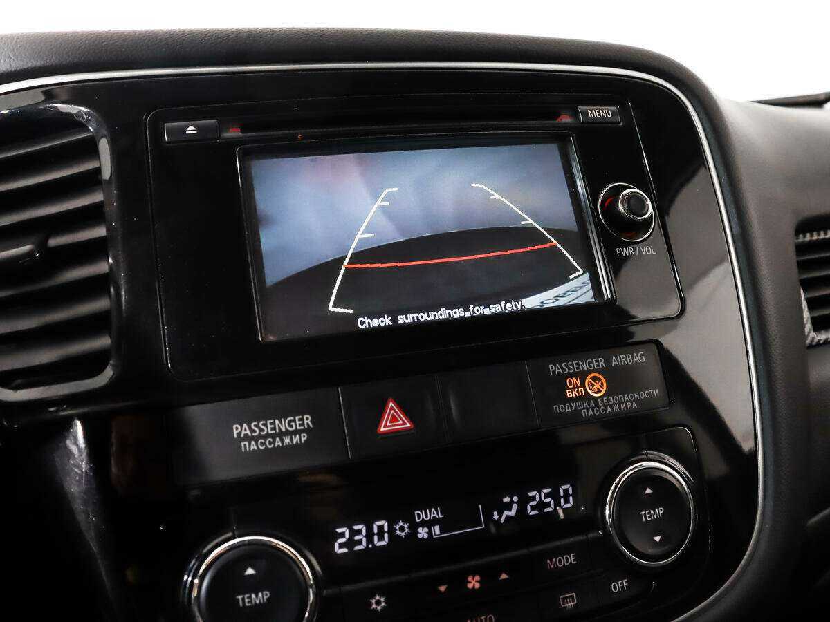 Mitsubishi Outlander с пробегом — 2013 год. Фото: #17