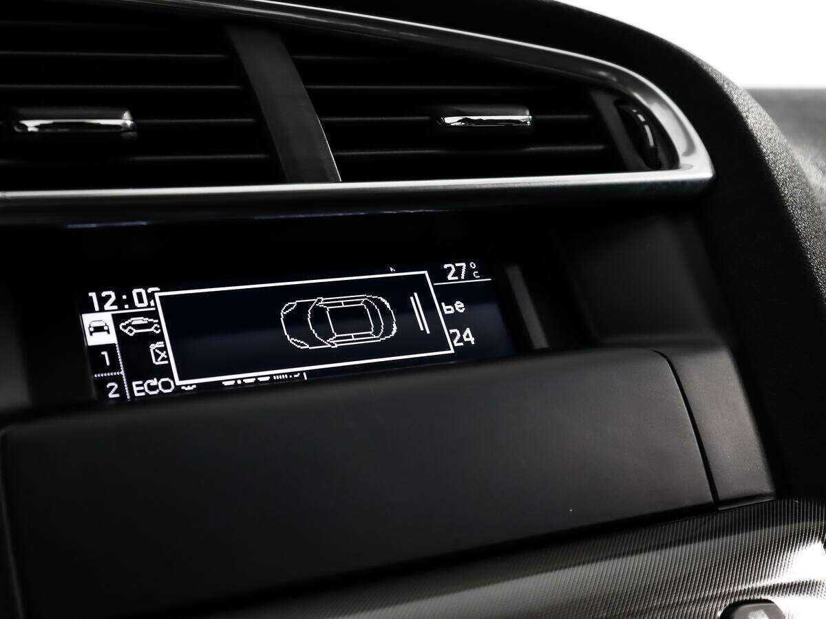 Citroen C4 с пробегом — 2012 год. Фото: #15