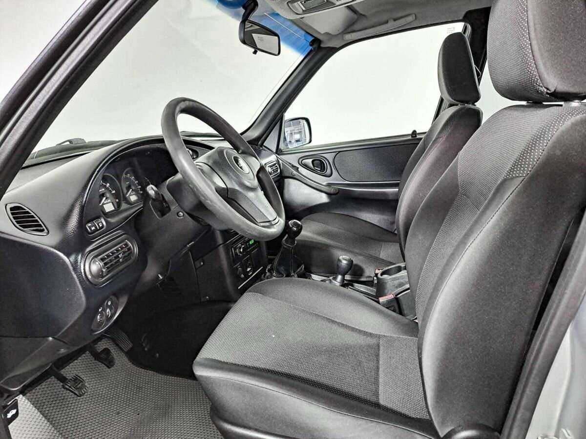 Chevrolet Niva с пробегом — 2017 год. Фото: #13