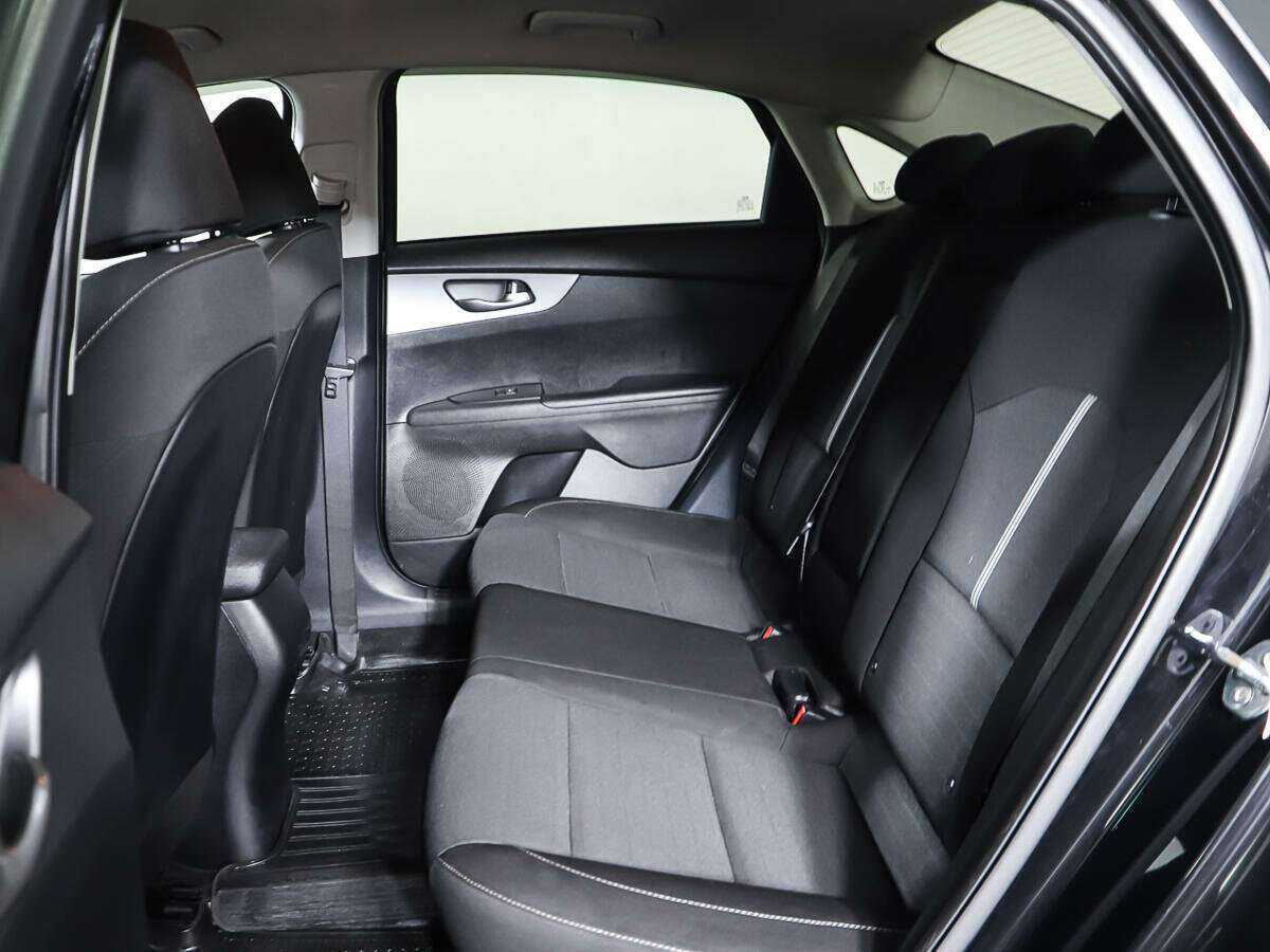 Kia Cerato с пробегом — 2020 год. Фото: #4