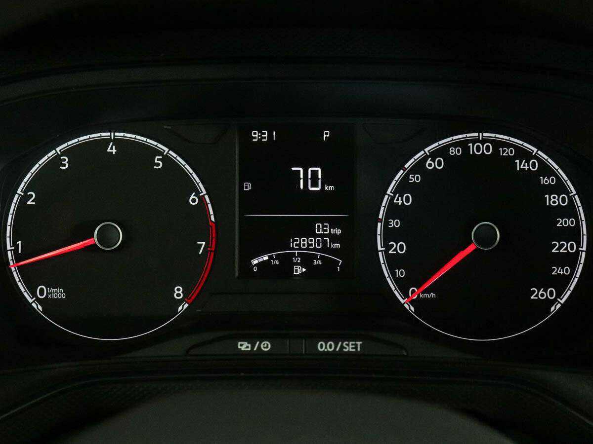 Volkswagen Polo с пробегом — 2020 год. Фото: #9