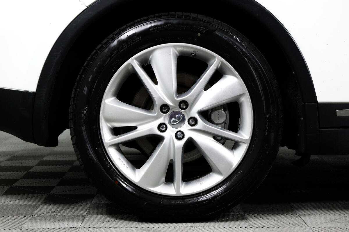 Infiniti FX с пробегом — 2012 год. Фото: #13