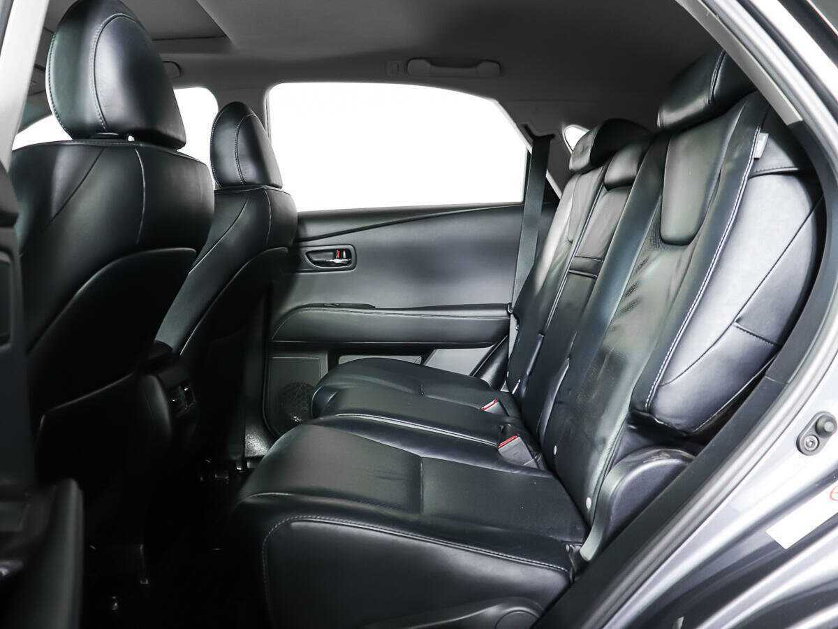 Lexus RX с пробегом — 2012 год. Фото: #11
