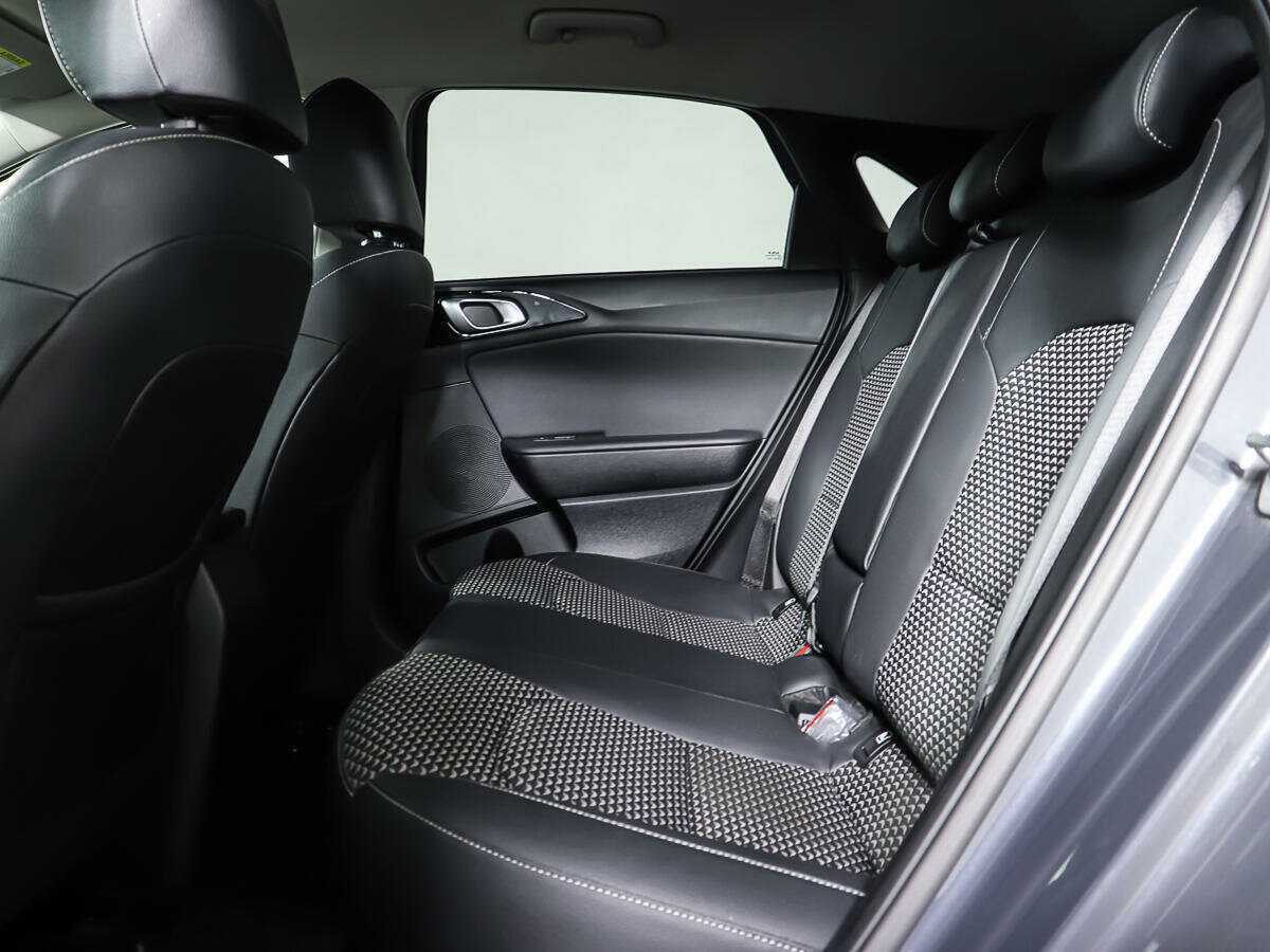 Kia Ceed с пробегом — 2022 год. Фото: #9