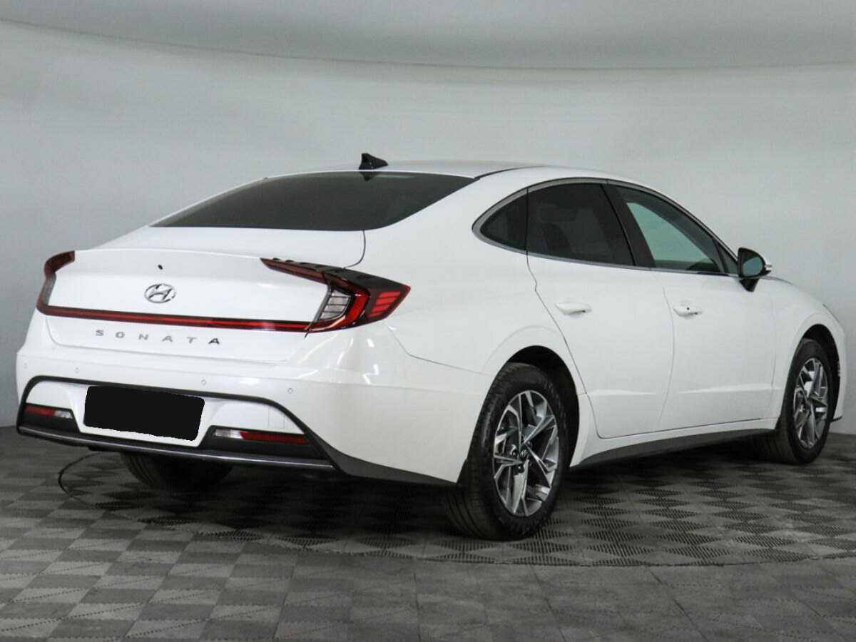Hyundai Sonata с пробегом — 2021 год. Фото: #4