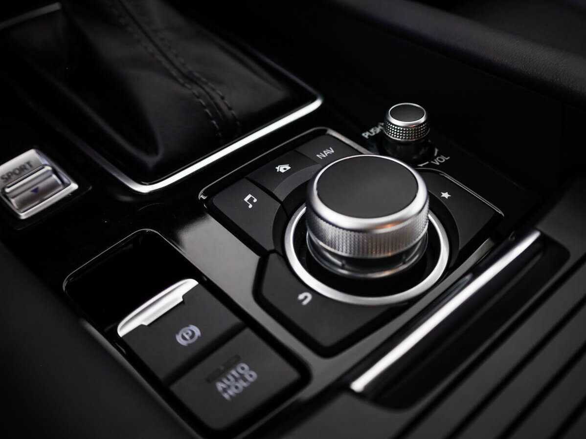 Mazda 6 с пробегом — 2021 год. Фото: #16