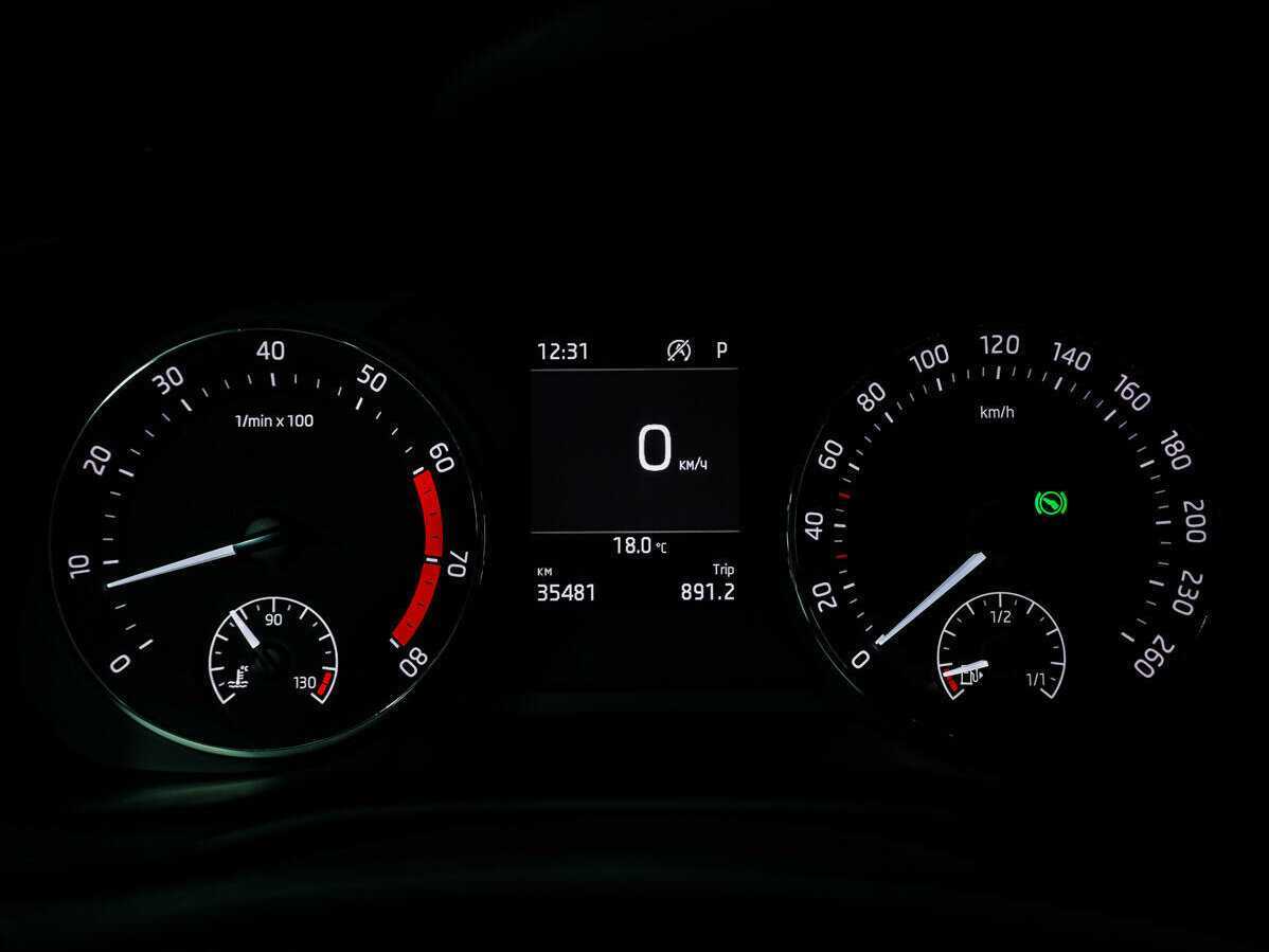 Skoda Octavia с пробегом — 2021 год. Фото: #15