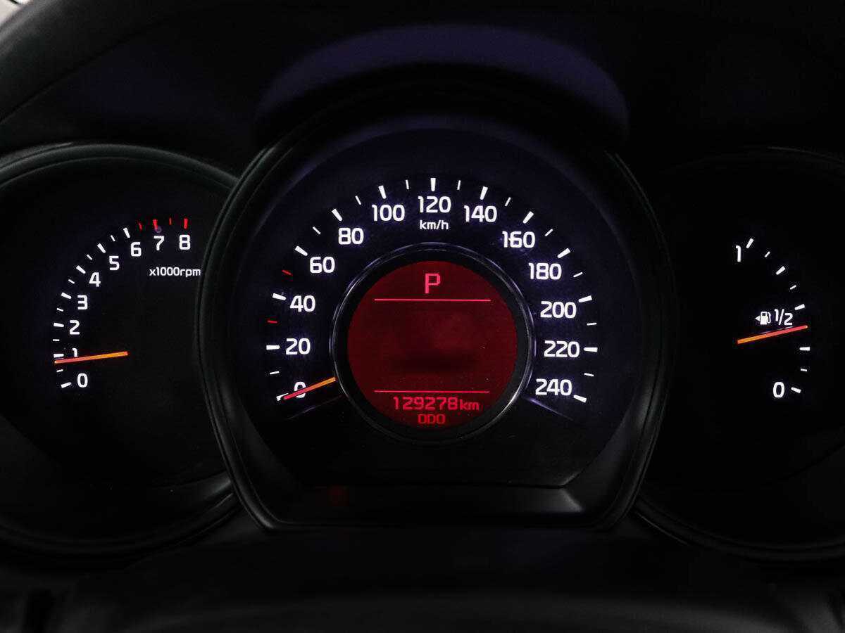 Kia Ceed с пробегом — 2016 год. Фото: #11