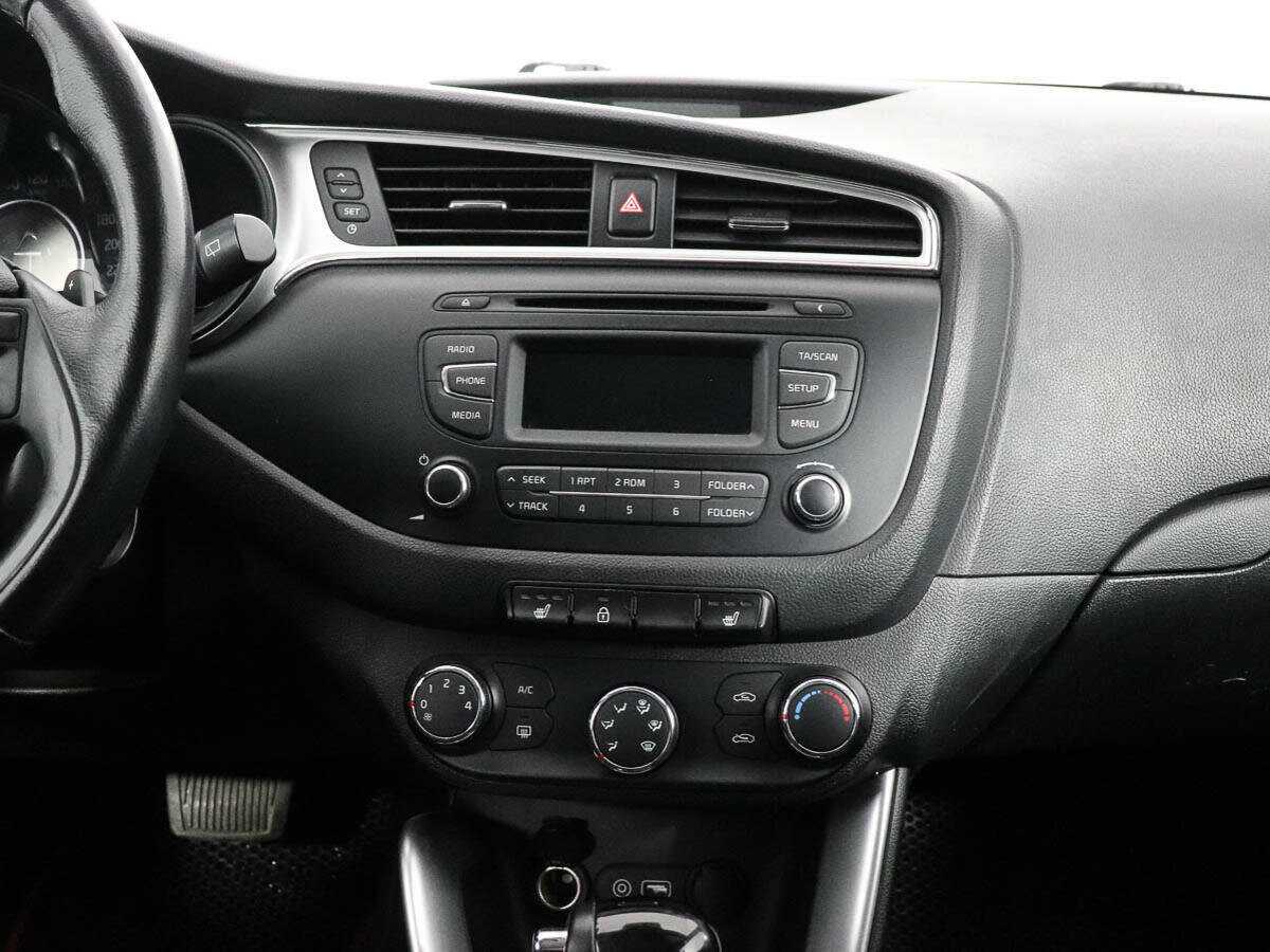 Kia Ceed с пробегом — 2016 год. Фото: #13