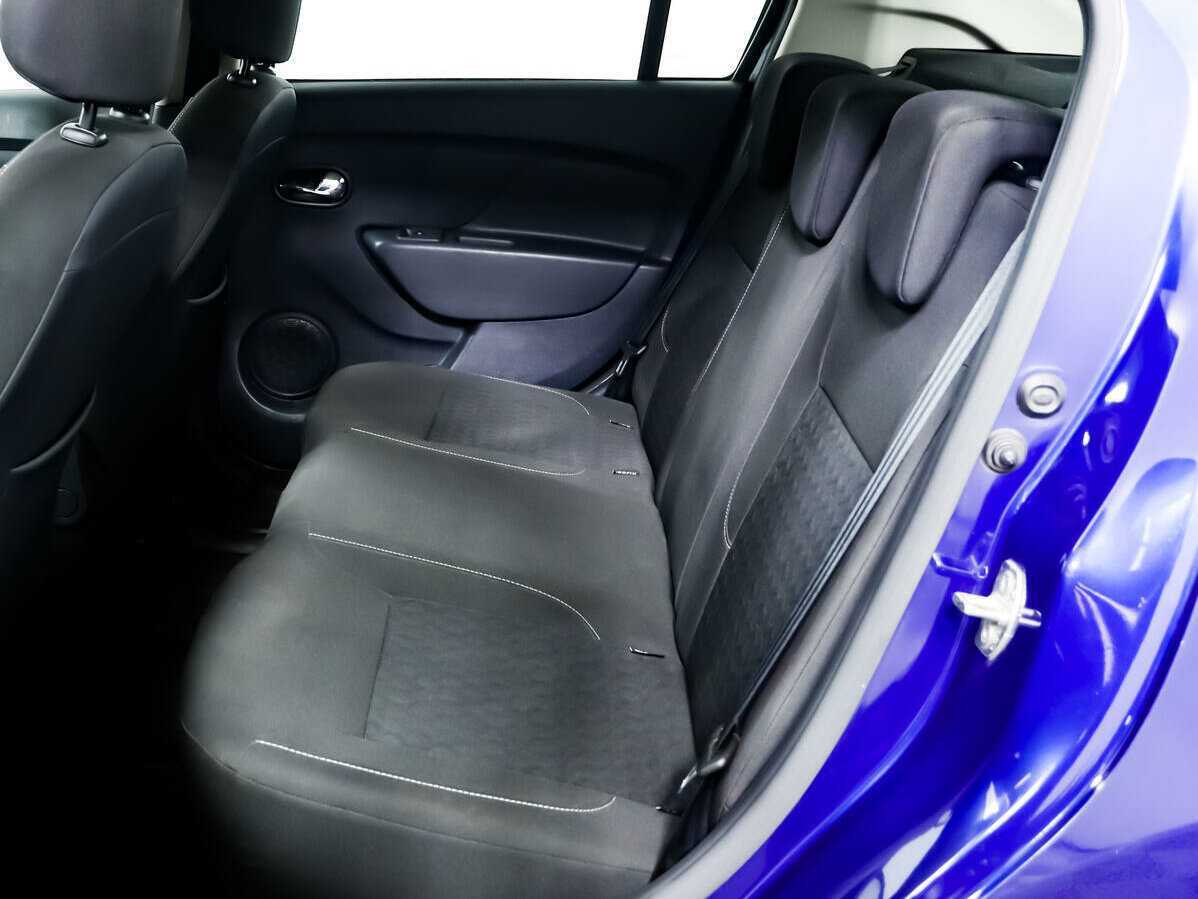 Renault Logan с пробегом — 2018 год. Фото: #11