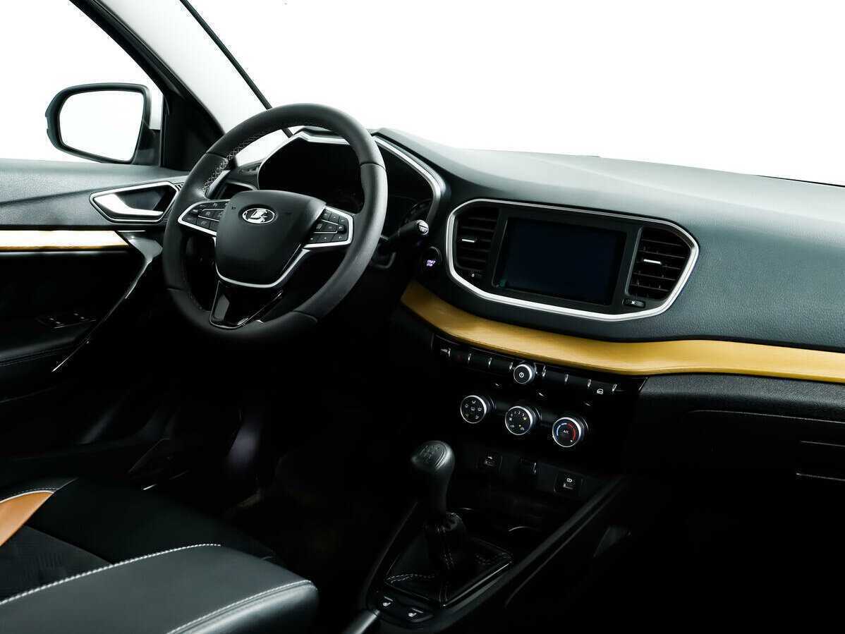 Lada (ВАЗ) Vesta с пробегом — 2023 год. Фото: #8