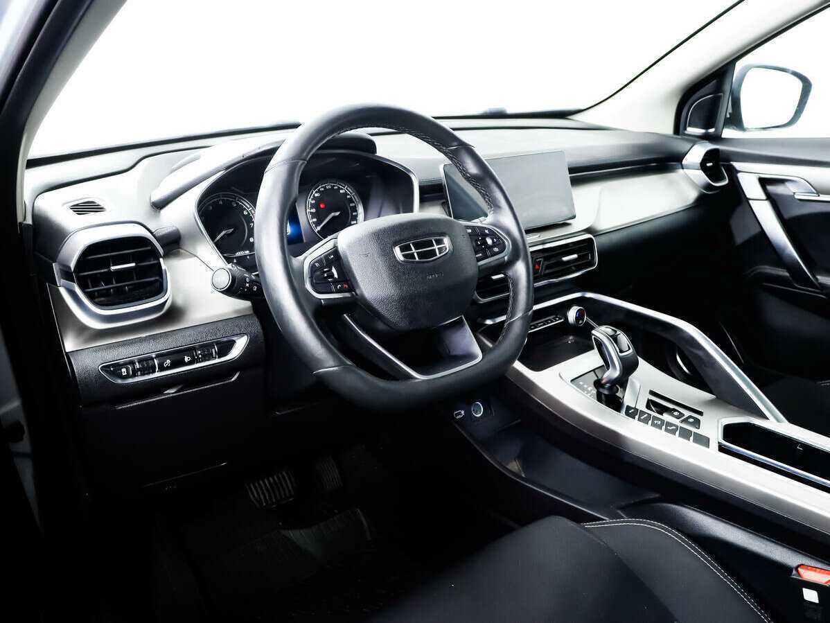 Geely Coolray с пробегом — 2021 год. Фото: #10