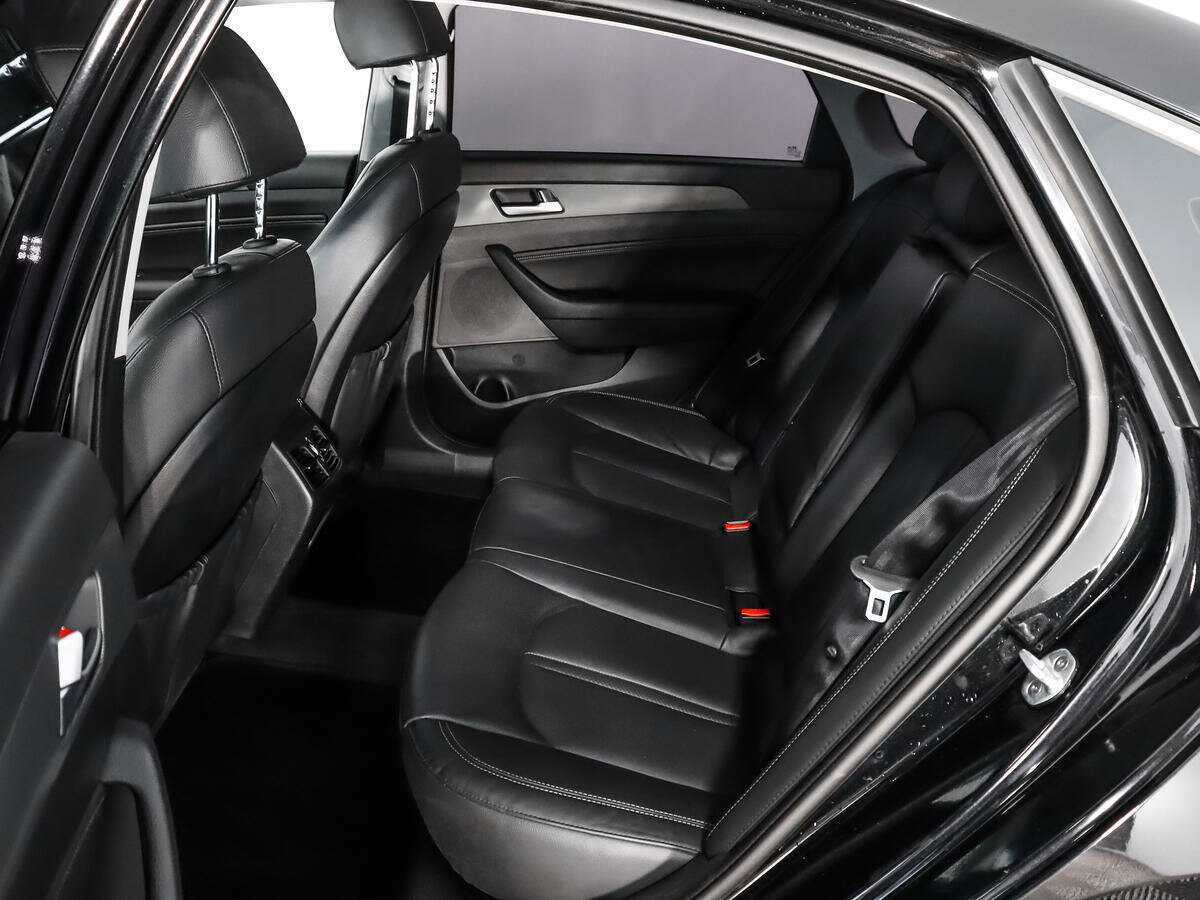 Hyundai Sonata с пробегом — 2017 год. Фото: #11